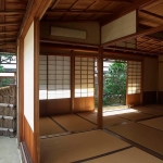 zen-meditation-room-open-to-garden-kyoto-japan-daniel-hagerman